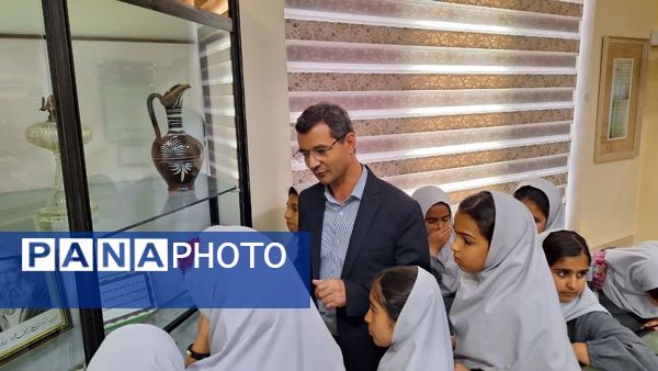 بازدید مدارس شهرستان کاشمر از موزه زیارتگاه شهید آیت الله مدرس (ره)