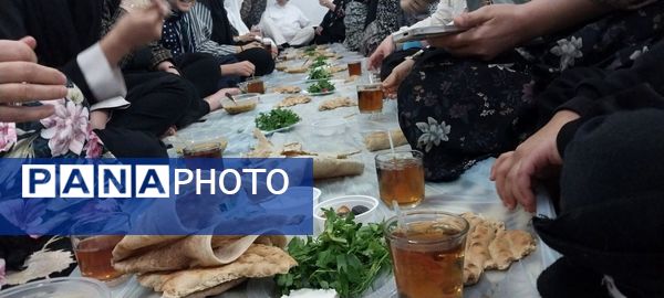 بانوان فدافن  زمزمه‌های ایمان در خلوت نورانی اعتکاف مسجد جامع