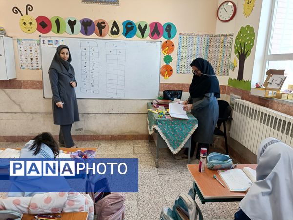 بازدید و ارزیابی مسئولان آموزش پرورش از دبستان زنده  یاد امینی پور