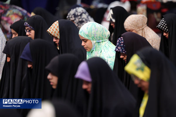 حضور وزیر آموزش و پرورش در جمع دانش‌آموزان معتکف