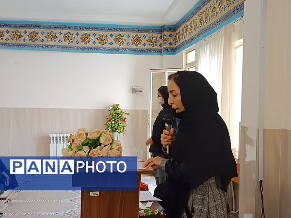 کارگاه آموزشی، برای اولیا دانش‌آموزان در اردبیل