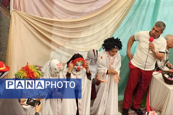 برگزاری جشن میلاد امام رضا علیه السلام در دبستان شاهد ام البنین (س) ناحیه دو شهرری 