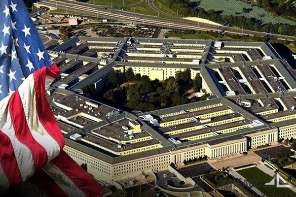 تحقیقات پنتاگون درباره حادثه برخورد بالگرد و هواپیما آغاز شد