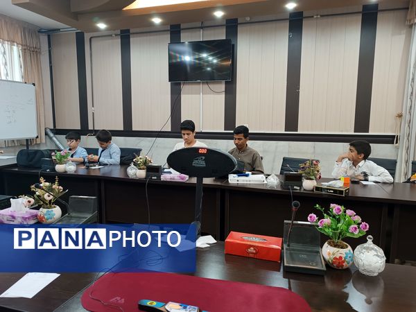 دوره توانمندسازی راه‌یافتگان ناحیه 3 شیراز به المپیاد رویش استانی