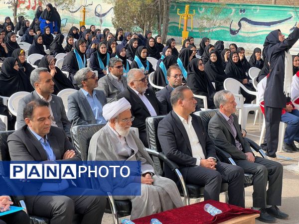 زنگ مهر در هنرستان فدک گناباد طنین‌انداز شد  