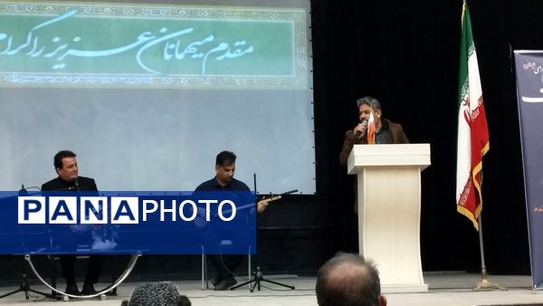 شب شعر در شهرستان خلیل‌آباد 