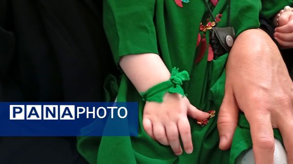 سربازان کوچک امام زمان در همایش شیرخوارگان حسینی شهرستان بن
