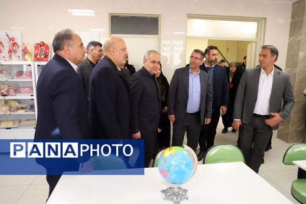 افتتاح اولین مدرسه سازگار با محیط زیست در تبریز