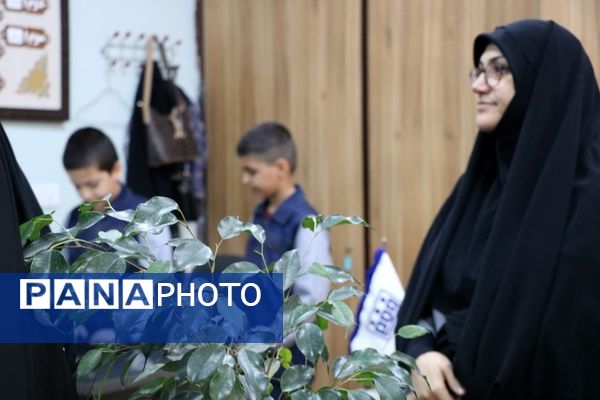  دانش‌آموزان با «انشای مهر» همراه شدند 