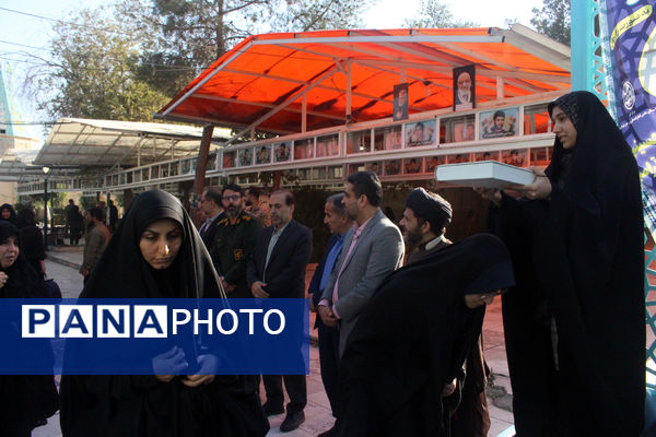 اعزام نخستین گروه از دختران دانش‌آموز ناحیه یک قم به اردوی راهیان نور