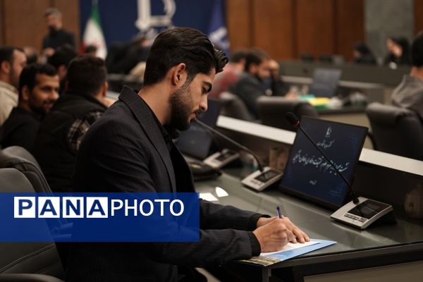 نشست نخبگانی دانشجویان با وزیرعلوم در مشهد