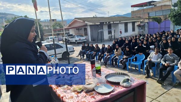 تربیت دانش‌آموز کنجکاو با آزمایش در مدرسه 