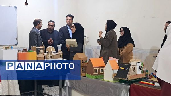 نمایشگاه جشنواره «نوین کاو» در پژوهش سرای دانش‌آموزی حاجی آباد