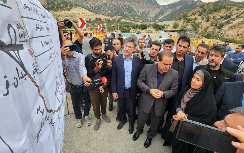 وزیر راه و شهرسازی از پروژه باند دوم تونل آزادی ایلام بازدید کرد