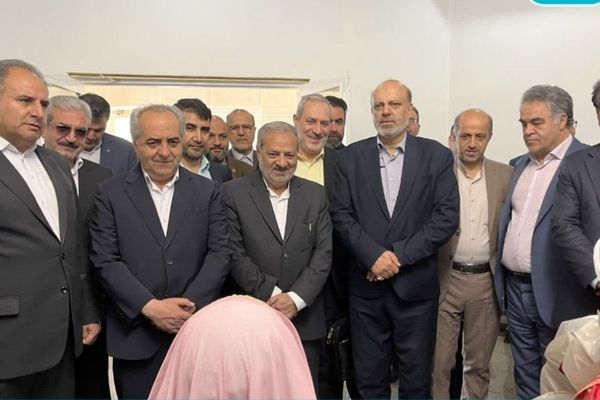 وزیر آموزش و پرورش وارد تبریز شد