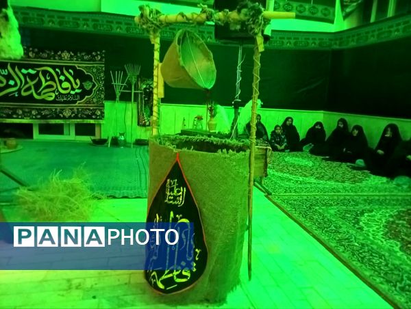 اجرای نمایش و شبیه خوانی دهه فاطمیه در تکیه ابوالفضلی روستای فدافن
