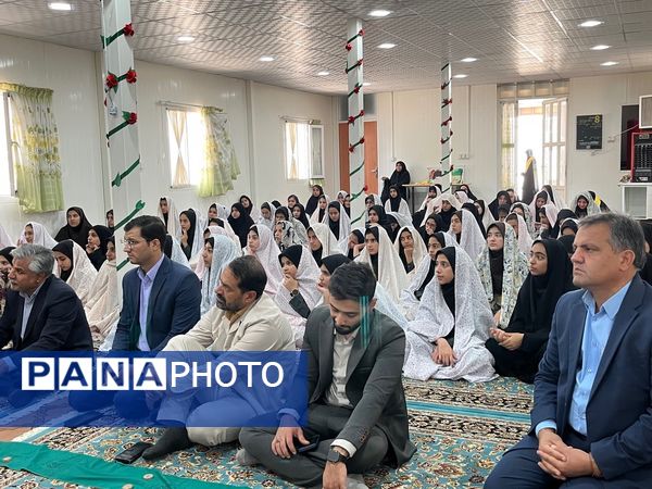 نواختن زنگ نماز در دبیرستان شهید محمدی پور خلیل آباد 