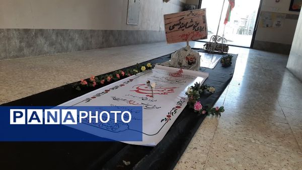 روایتگری مادر شهید مدافع امنیت «حسن مختارزاده» در جمع دانش‌آموزان