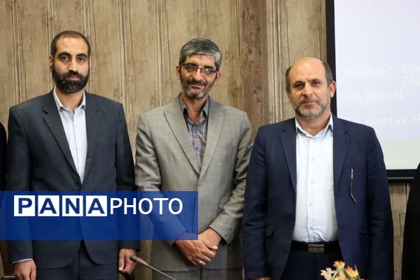 برگزاری مراسم بزرگداشت روز خبرنگار و تجلیل از خبرنگاران پانای ناحیه 5 استان اصفهان