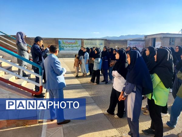 برگزاری جلسه آییننامه انجمن اولیا و مربیان در دبیرستان خدیجه کبری منطقه زاغه