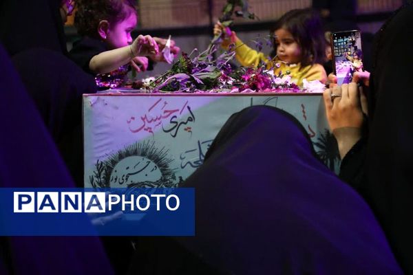 گلزار شهدای گمنام آکنده از عطر حضور شهید گمنام
