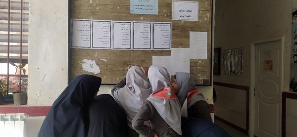 شور و شوق انتخاباتی در فضای دبستان شهید نجفی فدافن