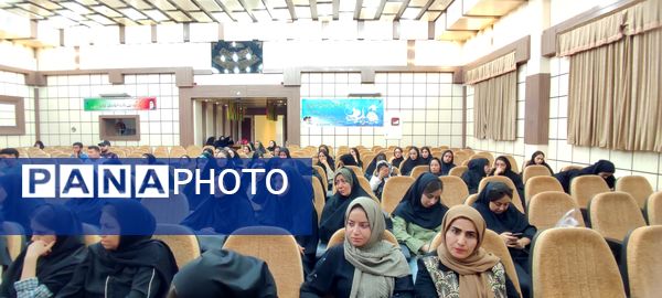 برگزاری نشست دادستانی شیروان با دانشجویان در دانشگاه آزاد اسلامی شهرستان شیروان
