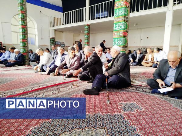 جلسه هادی هاشمینیا با اهالی محله دهمحسن؛ تأکید بر رفع مشکلات زیرساختی و خدمات شهری