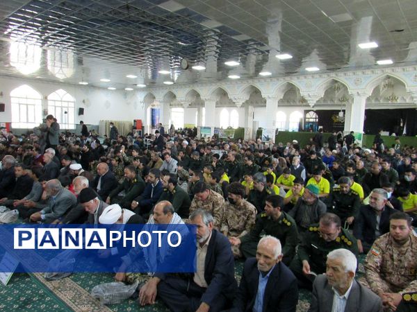 نمازجمعه با عطر شهید گمنام جان گرفت