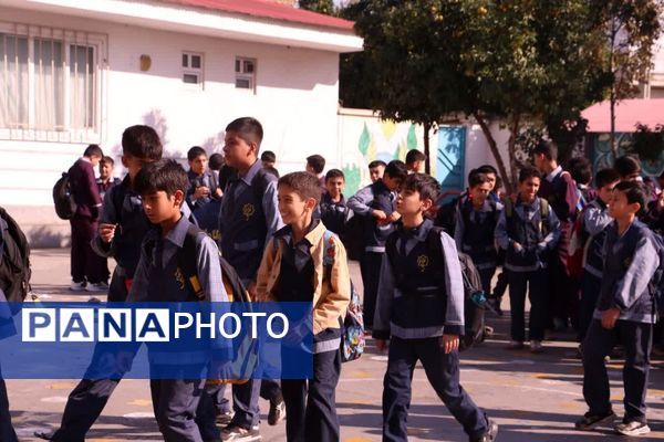 صبحگاه دانش‌آموزی در دبستان قلمچی گرگان