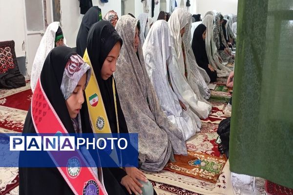 اقامه نماز جمعه در شهر بار نیشابور