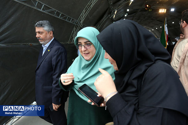 نشست خبری سخنگوی دولت در منطقه آزاد انزلی