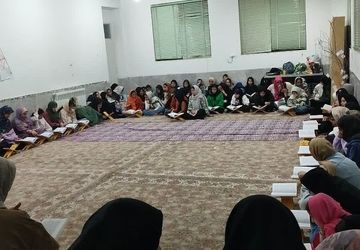 برگزاری گردهمایی معنوی در دبیرستان سادات شهرستان‌ زارچ