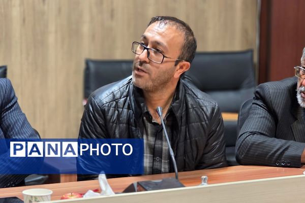 سومین جلسه شورای آموزش و پرورش ناحیه دو بهارستان