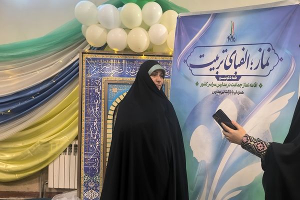 آموزش نماز از دوران کودکی، زیربنای پرورش نسل مؤمن و مسئولیت‌پذیر است