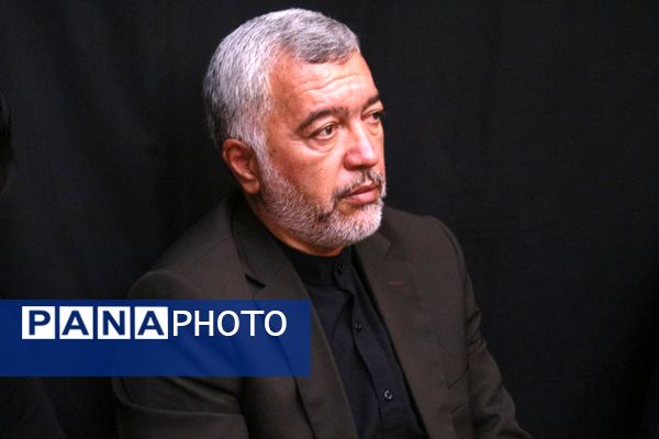 عزاداری دانش‌آموزان مشهدی در حسینیه فرهنگیان مشهد