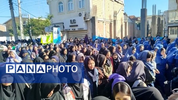 یوم‌الله ۱۳ آبان نماد استمرار مبارزه با استکبار از لانه جاسوسی تا امروز