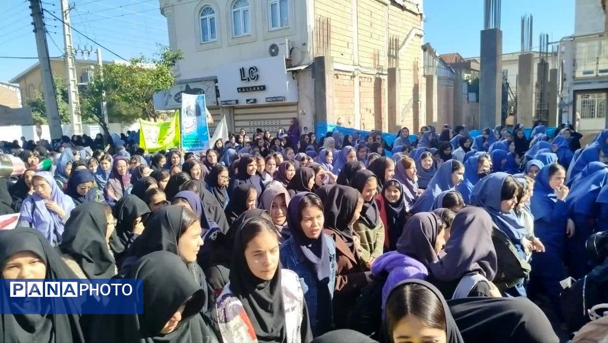 یوم‌الله ۱۳ آبان نماد استمرار مبارزه با استکبار از لانه جاسوسی تا امروز