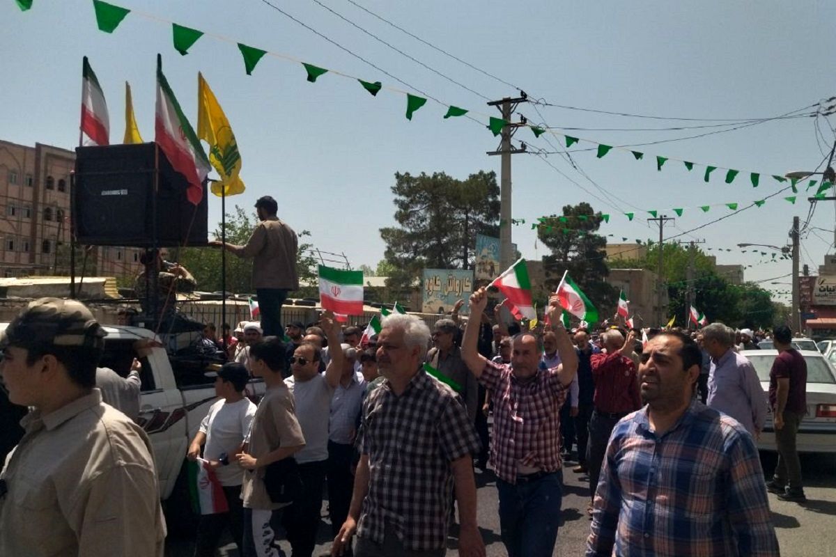 حضور باشکوه مردم شهرستان فردیس در راهپیمایی جمعه نصر و خشم