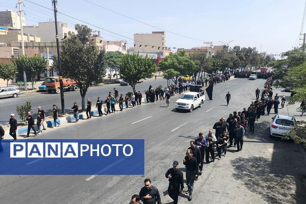 خیل عاشقان حسینی در مسیر جاماندگان اربعین رباط کریم