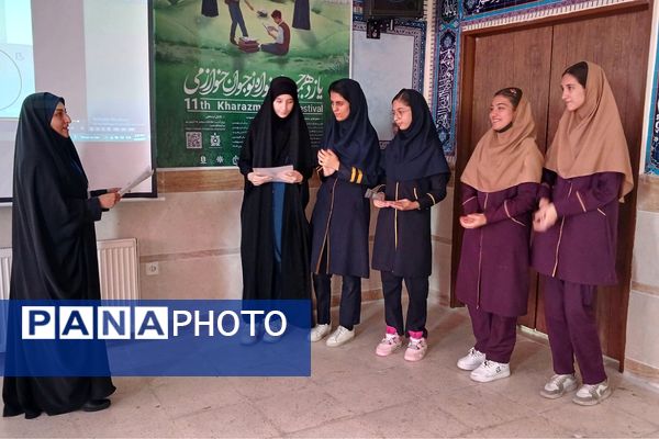 رقابت دانش آموزان پرتلاش ملاردی در محور ریاضیات یازدهمین دوره جشنواره نوجوان خوارزمی 