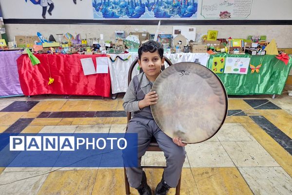 کارگاه تولید محتوا و برپایی نمایشگاه پژوهش در دبستان بانو ابوالوفا ناحیه دو شهرری 