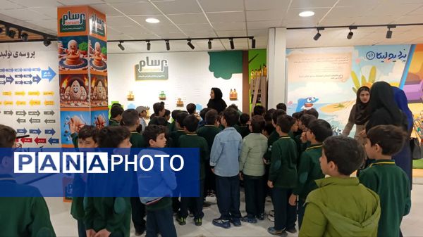 بازدید دانشآموزان دبستان پسرانه حضرت جوادالائمه (ع) از مرکز استاندارد یزد