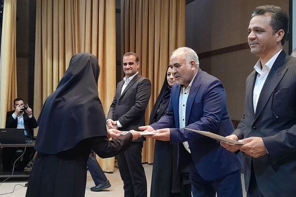 اختتامیه جشنواره نوجوان خوارزمی و تقدیر از برترین های مقطع متوسطه اول 