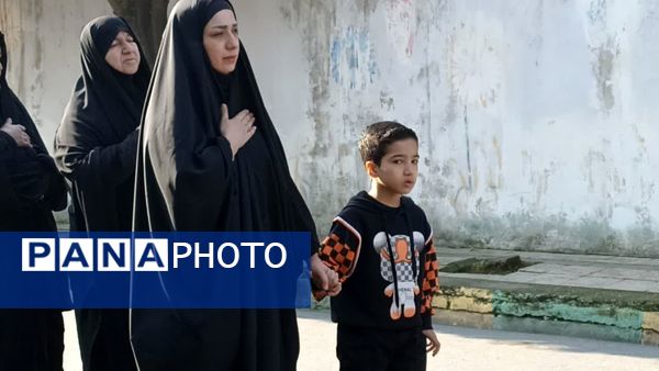 زنجیر زنی و دسته‌روی شهادت حضرت فاطمه زهرا در محمودآباد