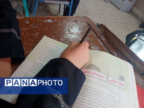 پرواز اندیشه‌ها در دبیرستان میرزا جعفر سروقد