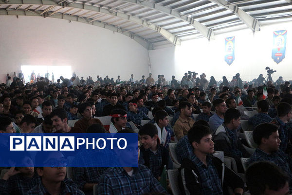 حضور معاون پرورشی و فرهنگی وزیر آموزش و پرورش در آیین اعزام دانشآموزان به راهیان نور