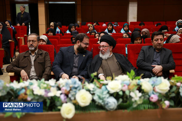 مراسم آموزش کاروان‌های عمره دانش‌آموزی به دانش‌آموزان عازم سرزمین وحی