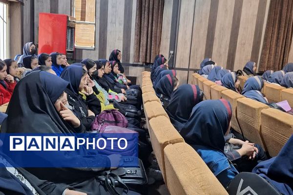 برگزاری همایش‌ هدایت تحصیلی،در قرچک 