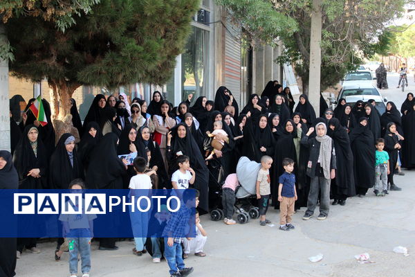 اجتماع خودجوش حمایت از مدافعان میهن در شهر درق
